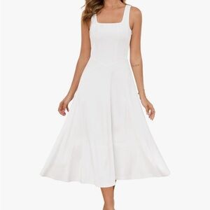 NWT Elegant White Sleeveless Dress Size Medium